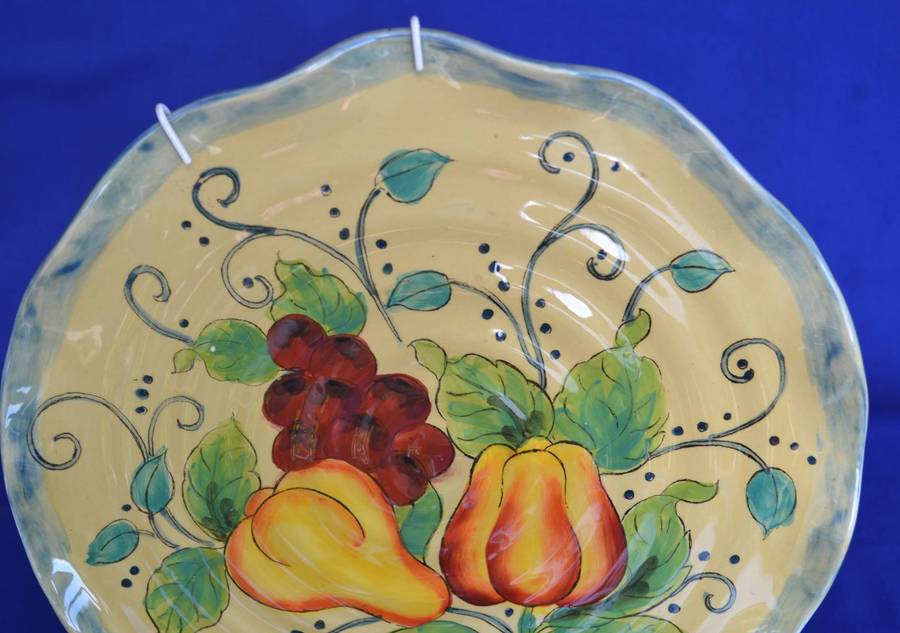 Decorative Wall plates - 3 Pieces