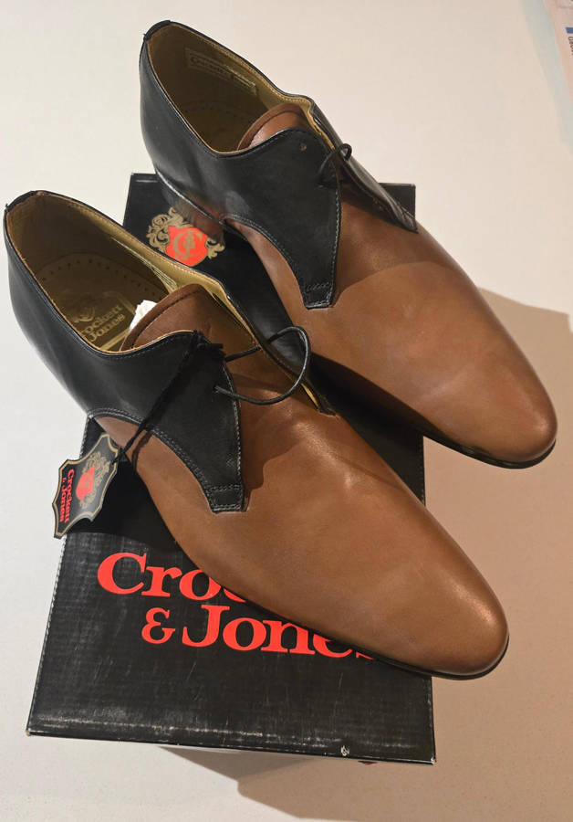 Original Crocket & Jones Leather shoe (uk9)