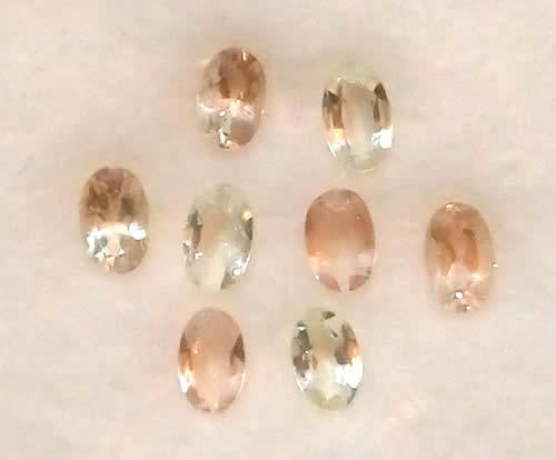 Sapphire Parcel of 8 - Imperial Orange Oval Facet - 1,49cts