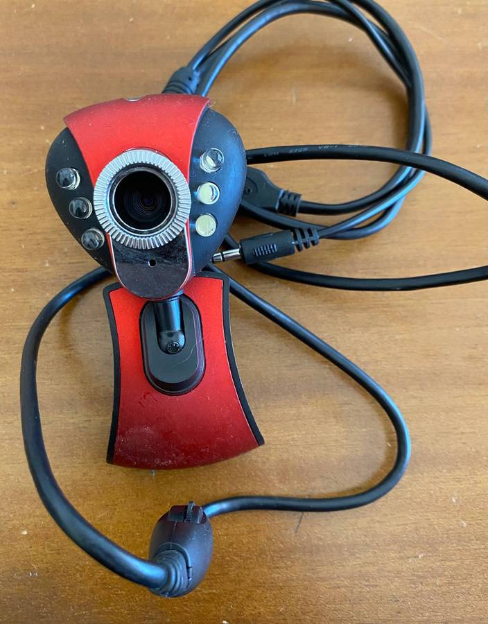 Keep Cool laptop cooling pad and PC camera