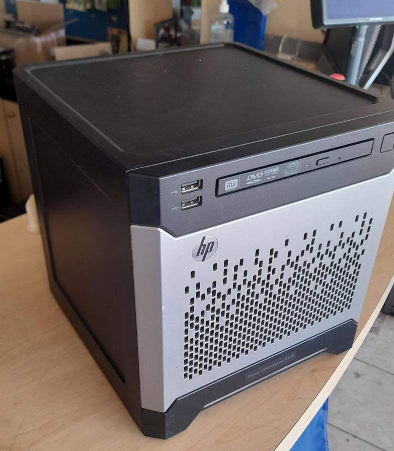 HP ProLiant MicroServer Gen8