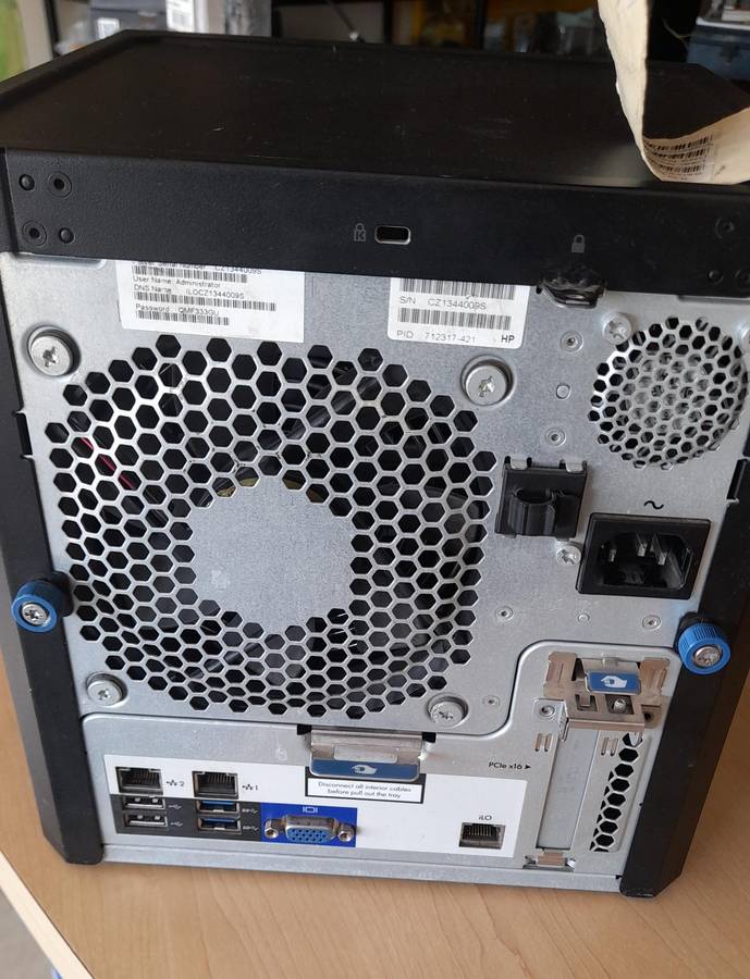 HP ProLiant MicroServer Gen8