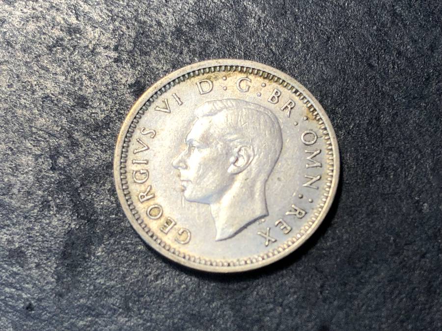 SILVER 1939 British 3 pence (tickey) coin - King George VI