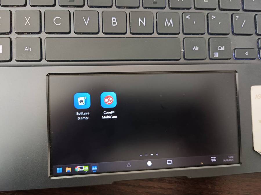 Asus ZenBook 14 UX435EG Touch Screen Intel Core i7, 16GB RAM, 512GB SSD, MX450 Graphics  Pine Grey