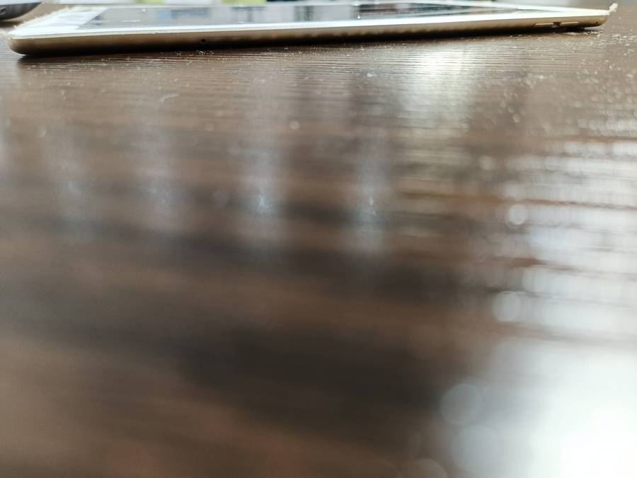 Apple iPad Pro 9.7" (1st Gen)  A1674
