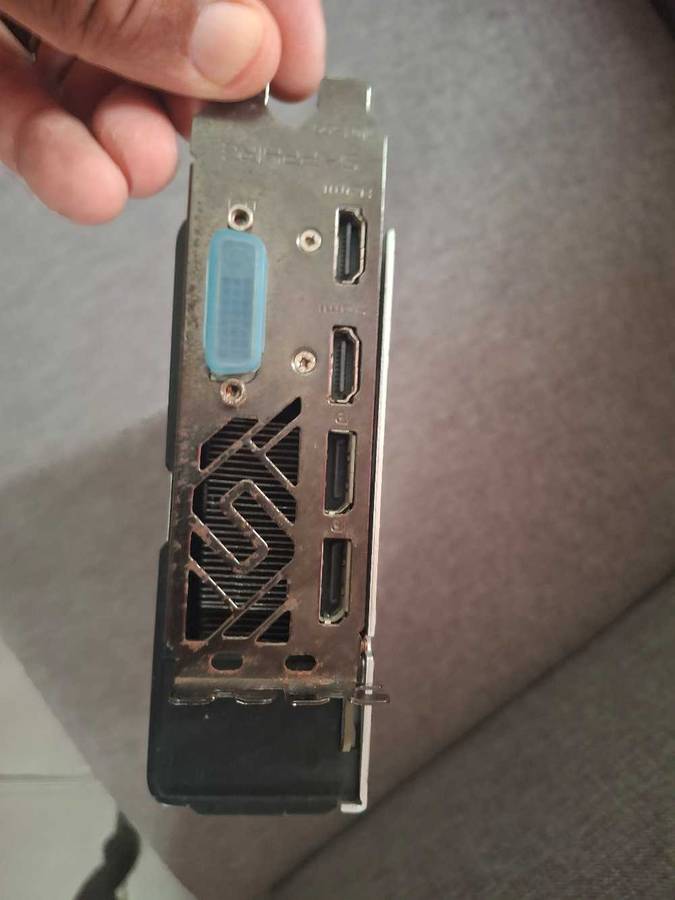 Sapphire RX570 4GB Nitro Graphics cards