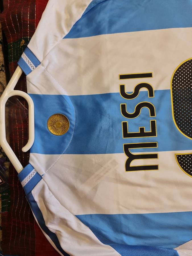 Lionel messi signed jersey with coa