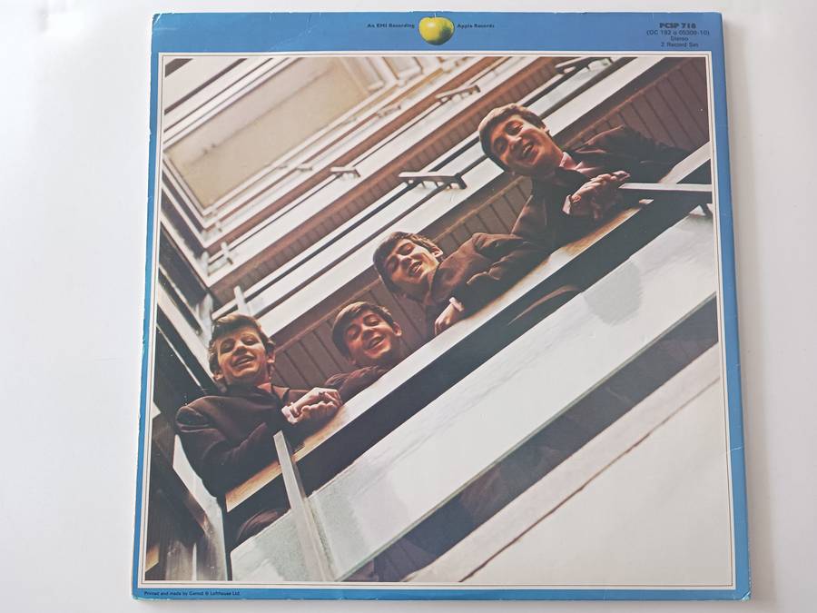 The Beatles - 1967- 1970  ( Quality 1973 UK pressing in NM 2 x vinyl LP )