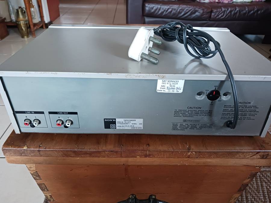 Sony TC - K71    ( 3-Head Tape Deck,in good working condition,recently serviced )