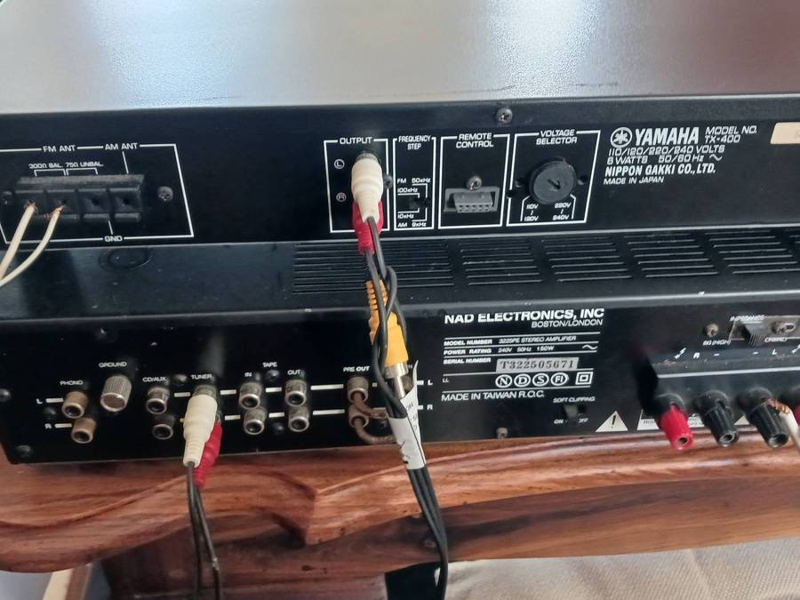 Yamaha TX 400 vintage Tuner,Radio,Natural sound Stereo / Mono AM / FM