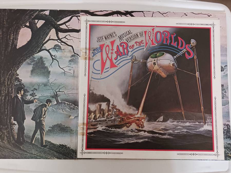Jeff Wayne - The War Of The Worlds  ( 1978 SA released 2 x vinyl NM / M- LP )
