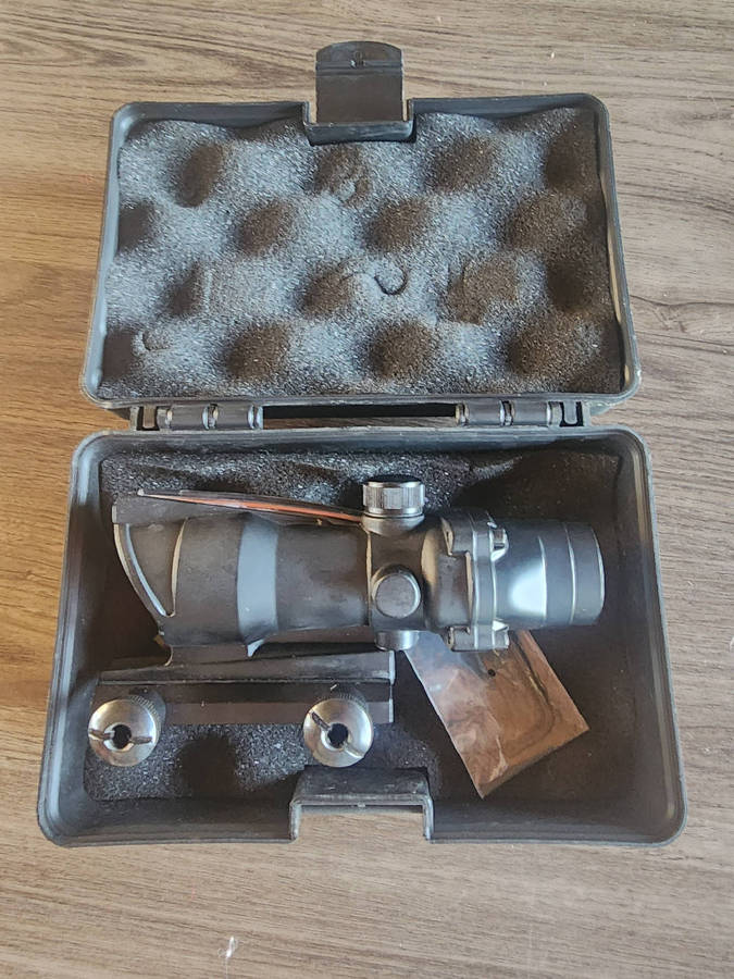 Illuminated Red Dot Sight