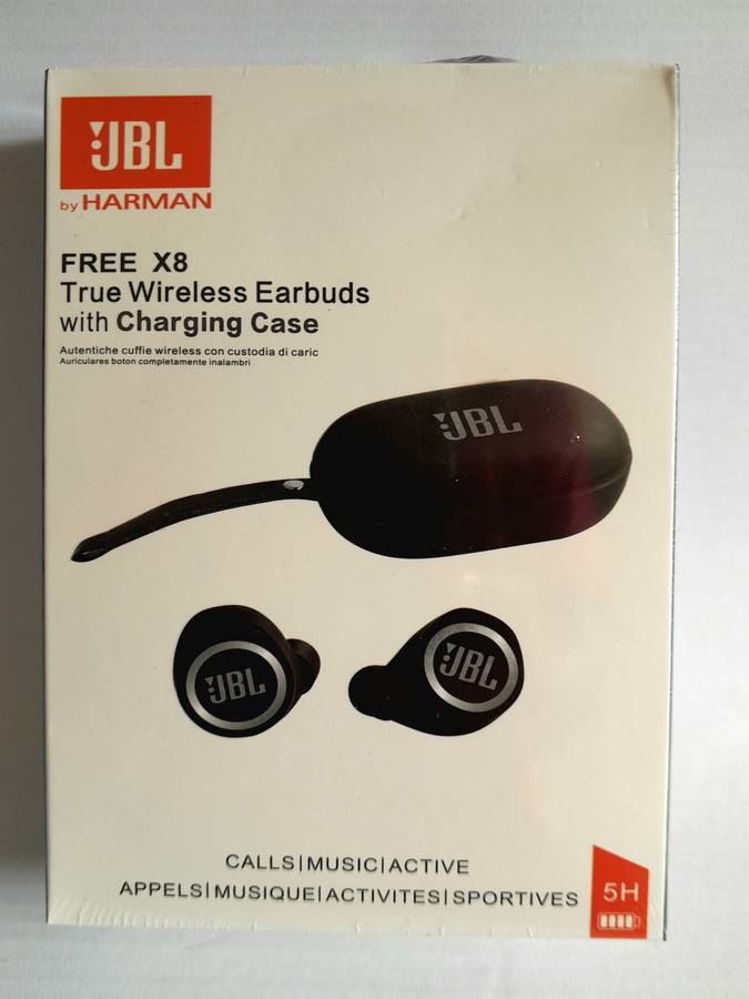 True Wireless Earbuds With Charging Case