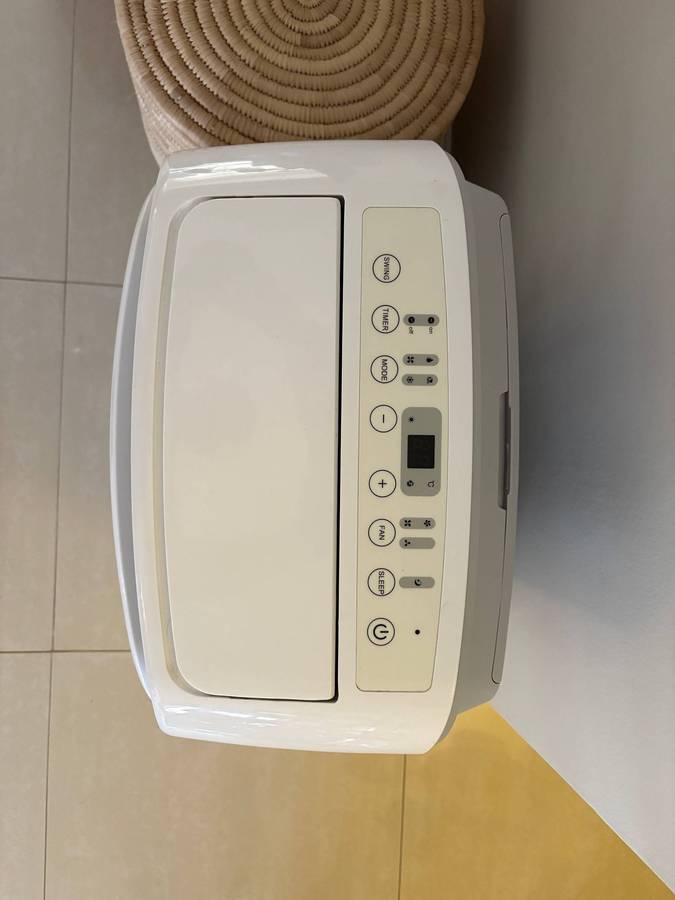 Midea R410A Portable Air Conditioner - 9000 BTU/H