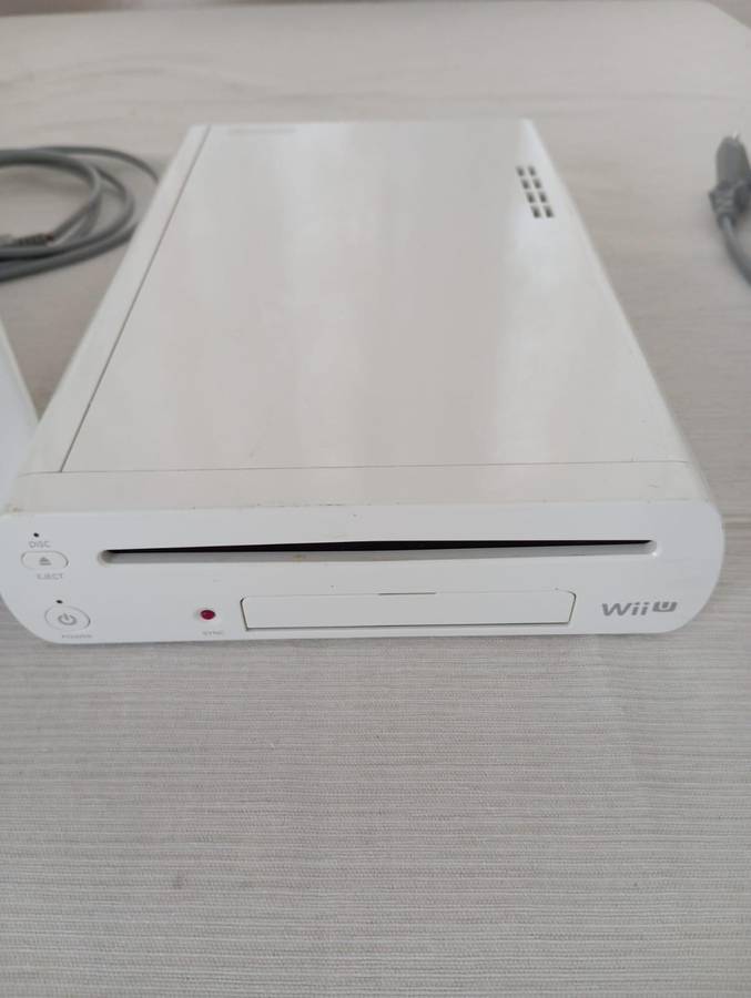 Nintendo wii u console