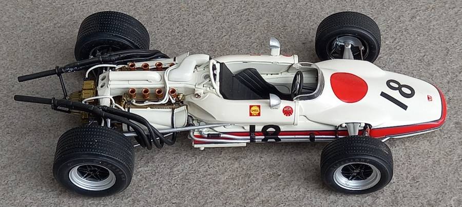 Honda RA302 - 1968 - Ebbro 1/20
