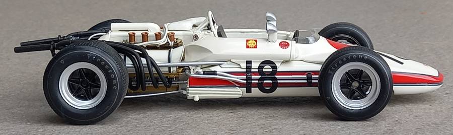 Honda RA302 - 1968 - Ebbro 1/20