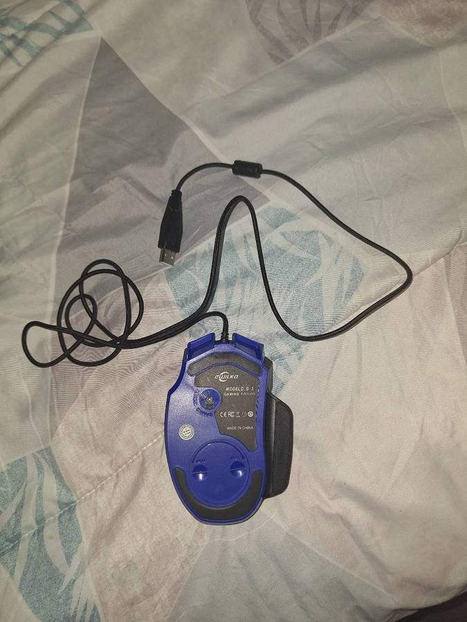 Ewilka Wired Gaming Mouse  RGB, Adjustable DPI, Great Condition