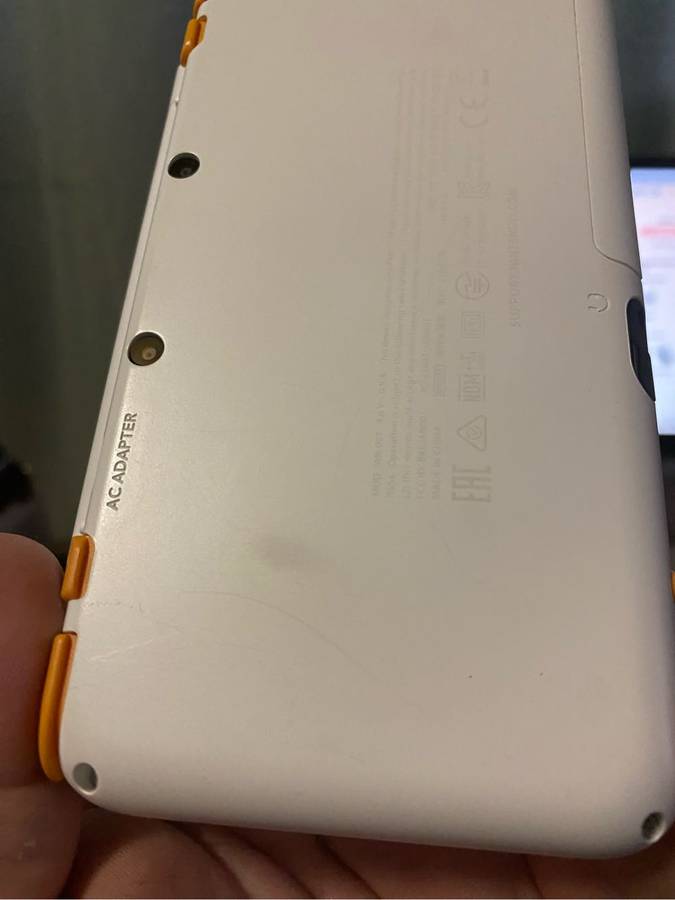 Nintendo 2DS XL Console and Pokemon Moon bundle