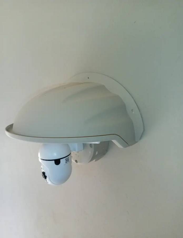 4 x Universal CCTV Sun, Rain, Dust & Antiglare Cover for cameras (4 pack)