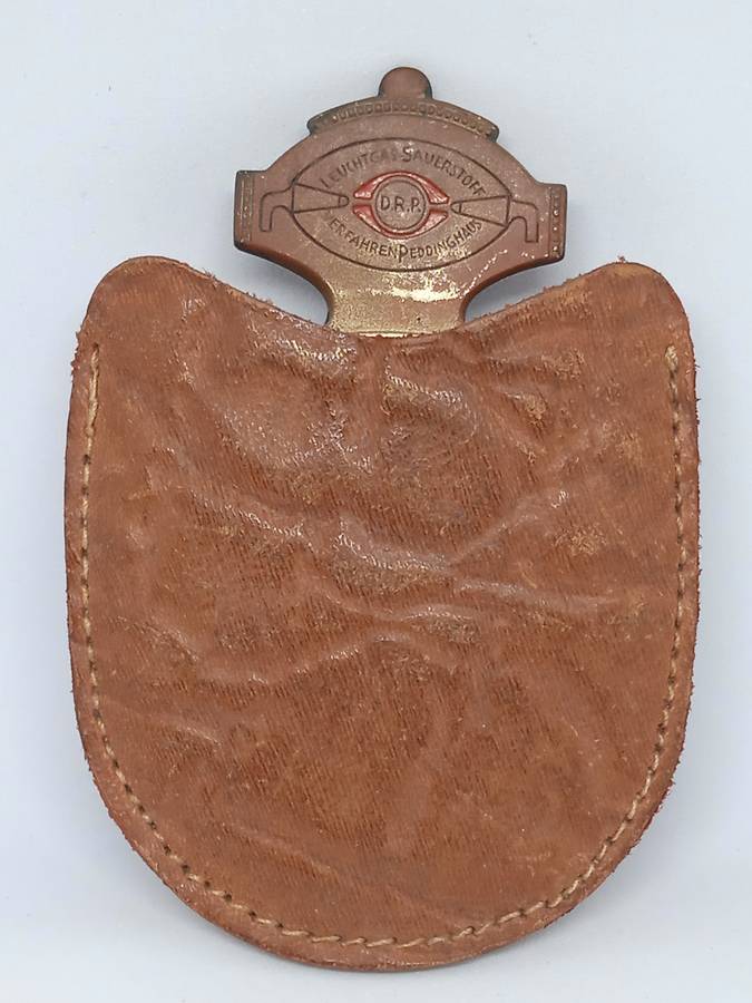 RARE VINTAGE MAGNIFIER