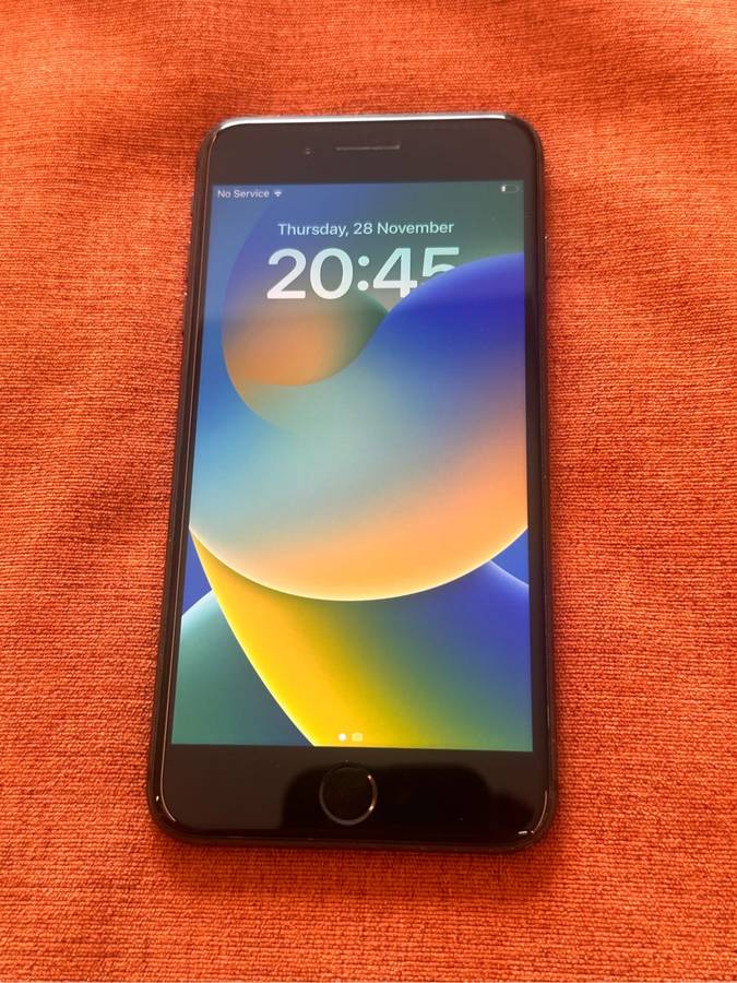 iPhone 8plus 64GB **Great Condition**