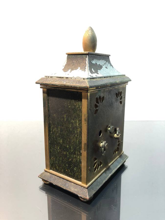 A Vintage Luxor Carriage Alarm Clock