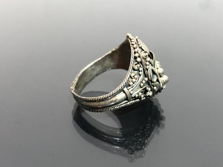 Indonesian Scared Ranga Ring in Silver 925