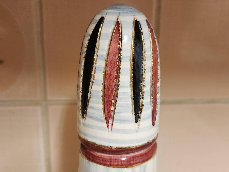 RARE FIND. 20th CENTURY ROUGE FONTAINE BAUDOUR CERAMIQUE VASE/URN