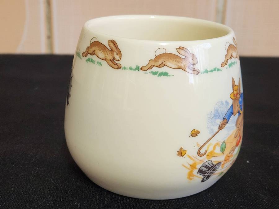 VINTAGE ROYAL DOULTON BUNNYKINS MUG