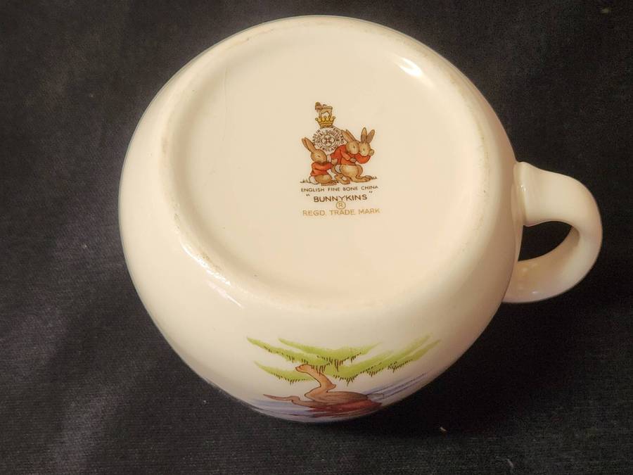 VINTAGE ROYAL DOULTON BUNNYKINS MUG