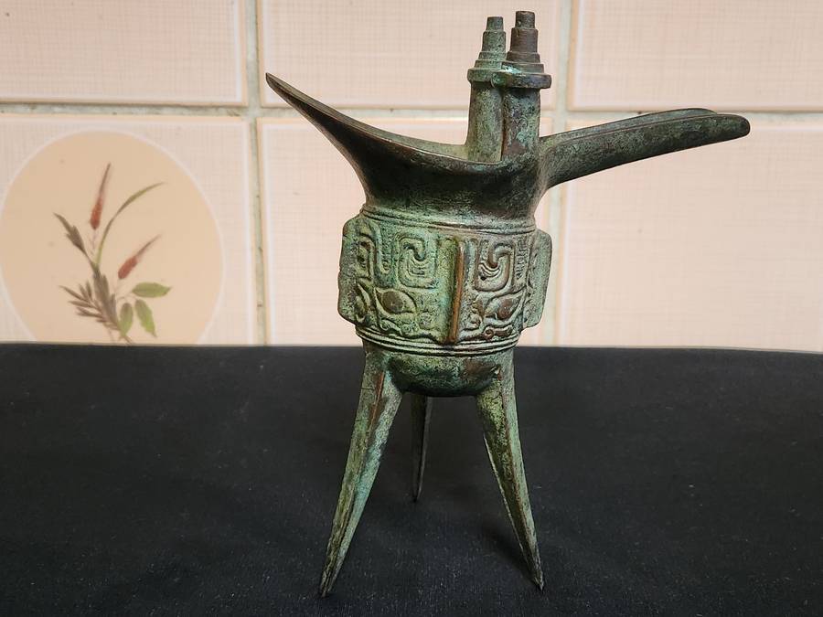 Antique Chinese Bronze Jue Tripod Wine Vessel