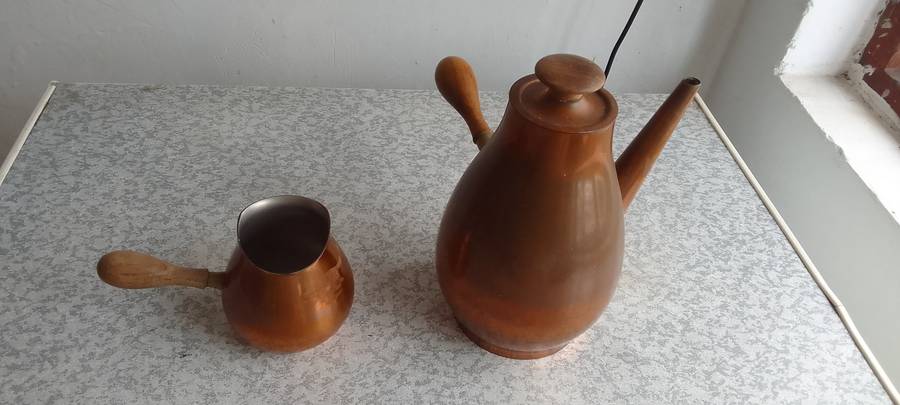 Copper Coffee Pot With Milk Jug With Wooden Handle - Made in Italy
