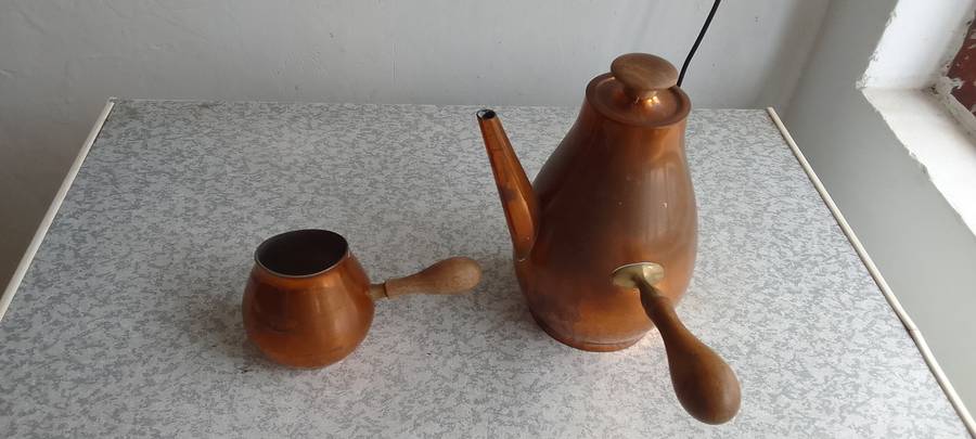 Copper Coffee Pot With Milk Jug With Wooden Handle - Made in Italy
