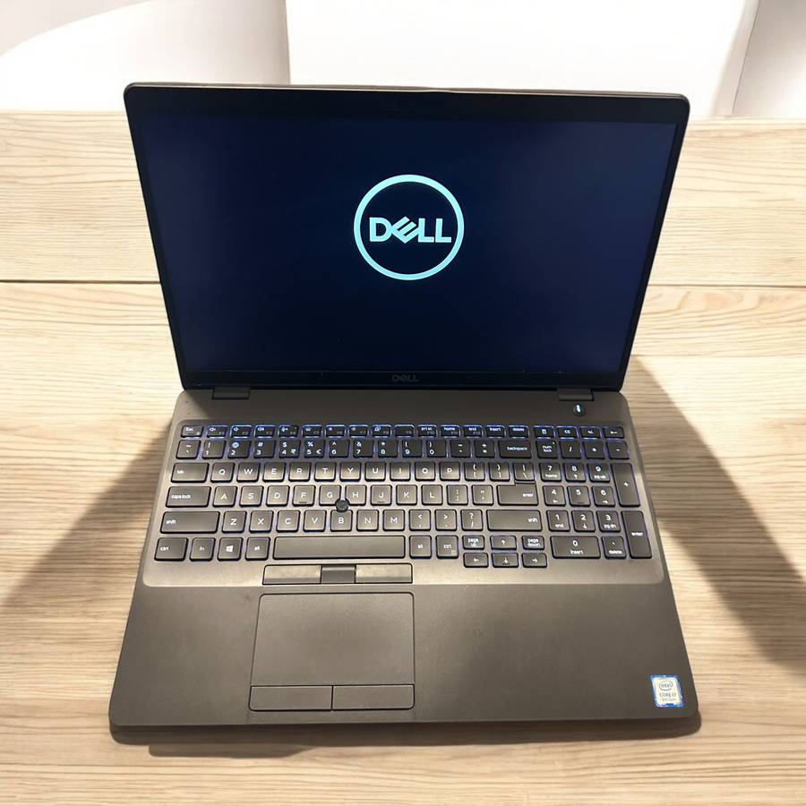 Dell Precision 3541  i7-9750H / 15.6 FHD / 32GB RAM / 512GB SSD / 1TB HDD/Quadro P620 4GB/4G LTE