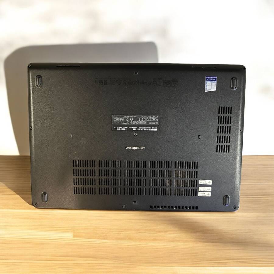 Dell Latitude 5480 | 7th Gen i7, 8Gb Ram, 256SSD | LTE | Win 11
