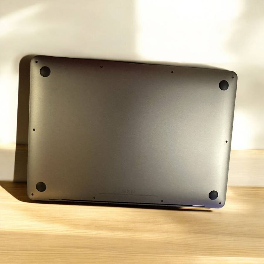 MACBOOK AIR  M1 CHIP 2020 8GB RAM 512GB SSD