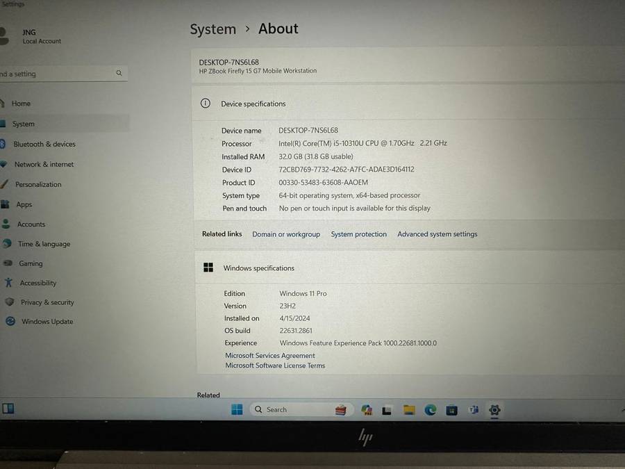 Hp ZBook Firefly 15 G7 Mobile Work Station HD Core i5-10310U 512GBSSD 32GB RAM LTE