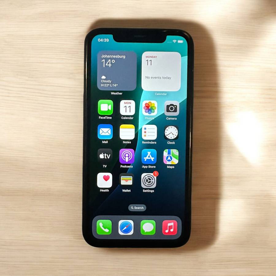I PHONE 11 64GB 75% BATTERY MINT