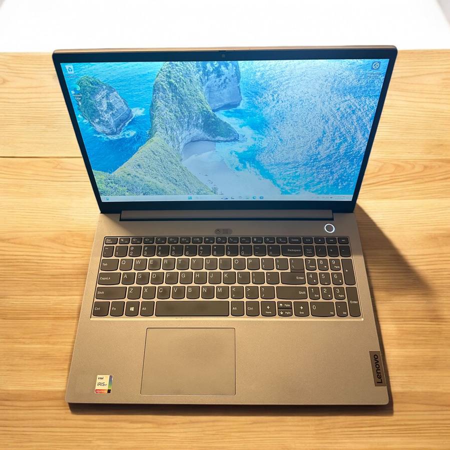 Lenovo ThinkBook 15 G2 ITL 11th Gen Core i7-1165G7, 512GB  SSD,  16GB RAM, 15.6`