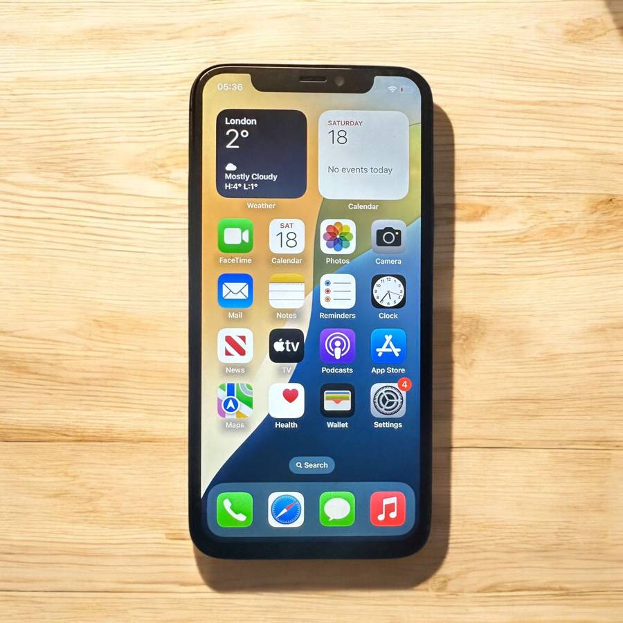 I PHONE 11 PRO 64GB 100% BATT HEALTH MINT CONDITION PLEASE READ