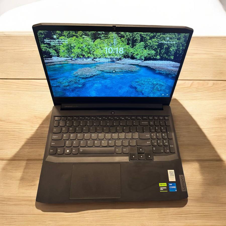 Lenovo IdeaPad Gaming 3 15IHU6 82K101Q0SA 11th Gen Intel Core i5-11320H 32GB Ram 512gb Ssd
