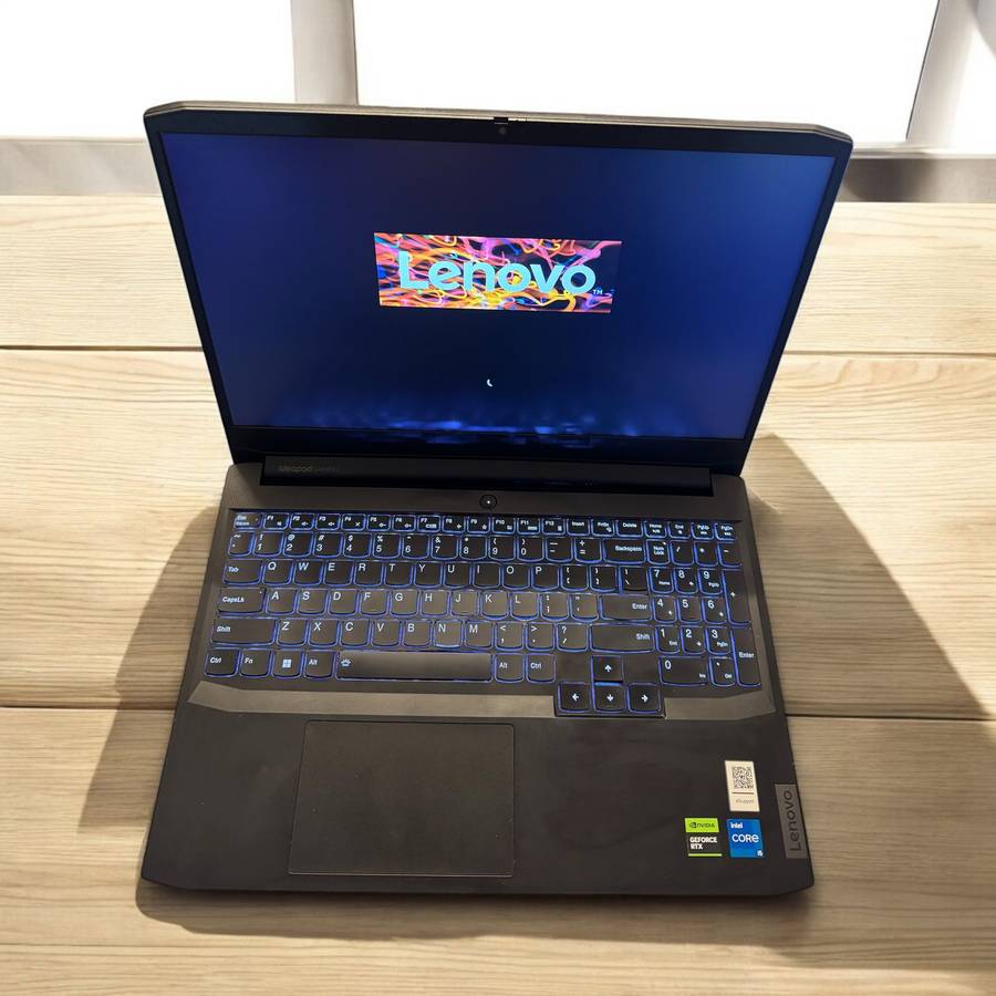 Lenovo IdeaPad Gaming 3 15IHU6 82K101Q0SA 11th Gen Intel Core i5-11320H 32GB Ram 512gb Ssd
