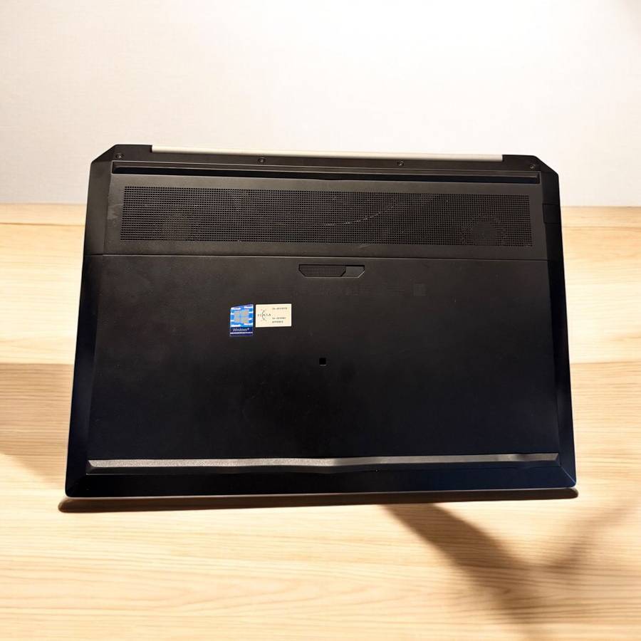 Hp Z book 15 G5 Core i7-8th gen 16gb ram 512gb ssd Nvidia Quadro T1000 graphics card Lte