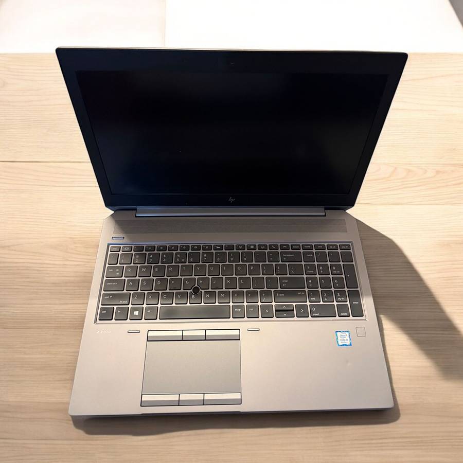 Hp Z book 15 G5 Core i7-8th gen 16gb ram 512gb ssd Nvidia Quadro T1000 graphics card Lte