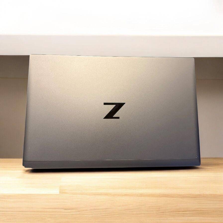 Hp Z book Firefly 15 G7 Mobile Workstation i5 10th gen 16gb ram 256gb ssd