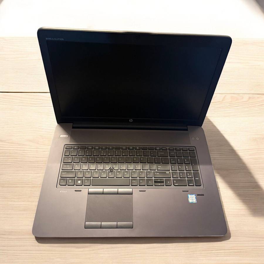 HP 17.3" ZBook 17 G3 Mobile Workstation 16gb ram 512gb ssd Nvidia Quadro M2000m graphics card lte