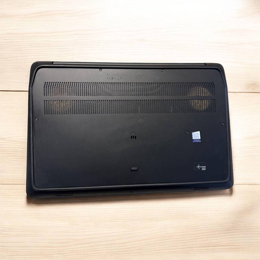 HP 17.3" ZBook 17 G3 Mobile Workstation 16gb ram 512gb ssd Nvidia Quadro M2000m graphics card lte