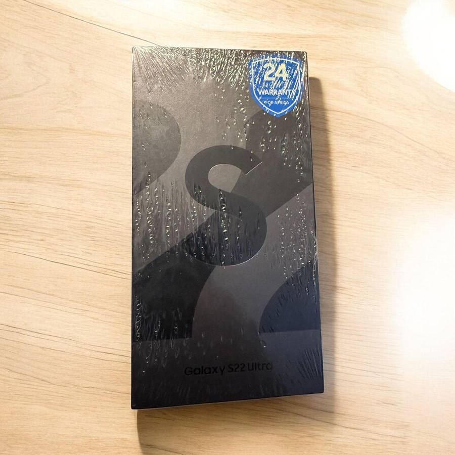 Samsung Galaxy S22 Ultra 5G 12GB Ram 256GB Dual Sim New Saealed
