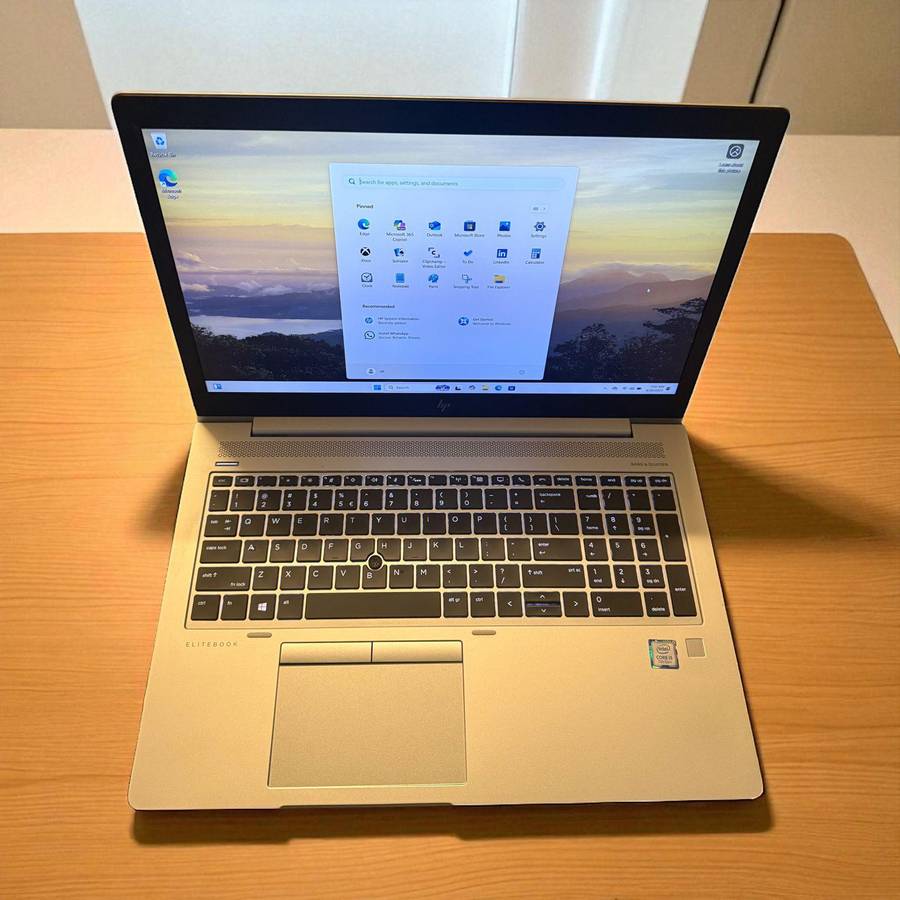HP EliteBook 850 G5 Lte  i5 7th gen 8GB ram ,256gbm.2 ssd  15.6`` FHD Display
